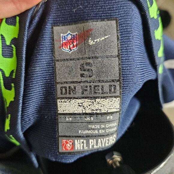 NFL Nike Seattle Seahawks Russell Wilson Jersey - Picture 7 of 7